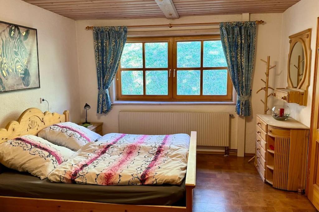 Romantisches Alpenchalet - Mit Sauna Und Kamin - Ruhig Und Zentral 바트톨즈 외부 사진