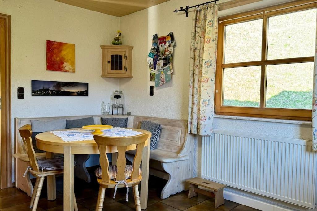 Romantisches Alpenchalet - Mit Sauna Und Kamin - Ruhig Und Zentral 바트톨즈 외부 사진